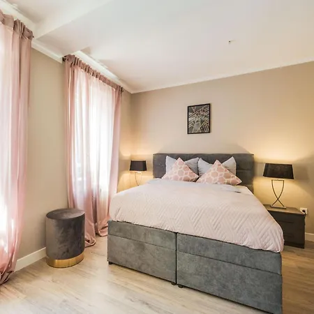 Appartamento Modern With Terrace Bad Camberg